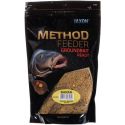 ZANĘTA MOKRA JAXON FEEDER READY BANAN 750g