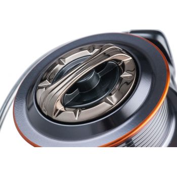 KOŁOWROTEK MIVARDI PRECISION FEEER 5000