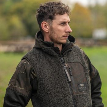 KAMIZELKA NASH ZT SHERPA FLEECE REVERSIBLE BODY L