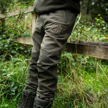 SPODNIE NASH ZT WIND CHILL JOGGERS VARSITY M 